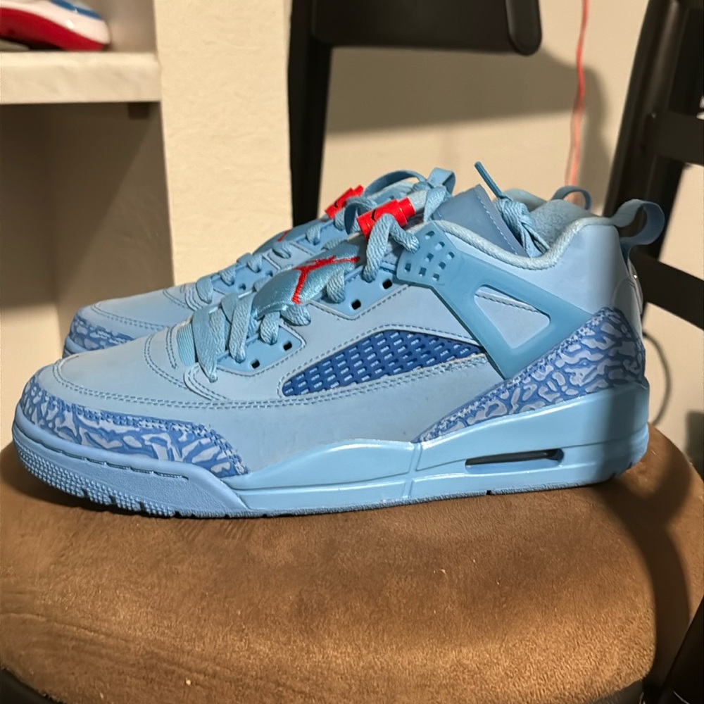Men’s Jordans size 8